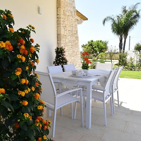 Borgo Fiorito Relais Panzió Parabita Kültér fotó