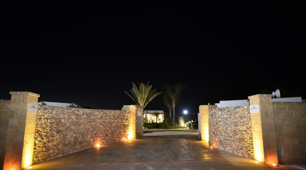 Borgo Fiorito Relais Panzió Parabita Kültér fotó